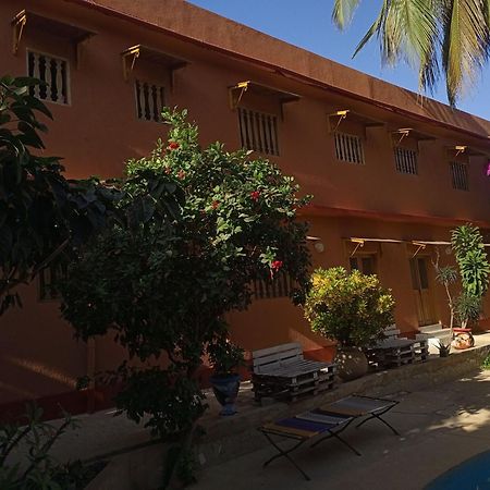 Guesthouse Dalal Ak Jamm M'Bour Luaran gambar